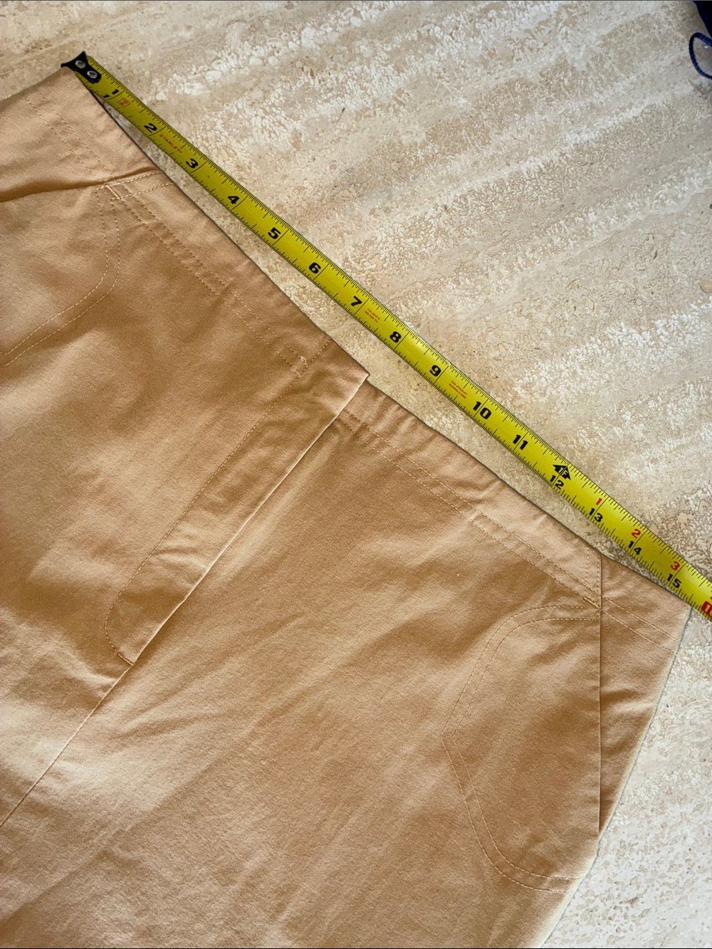 Que Skirt, Women's 10, Tan, Silver Snaps on side slits, zip front, pockets. EUC - Picture 12 of 16